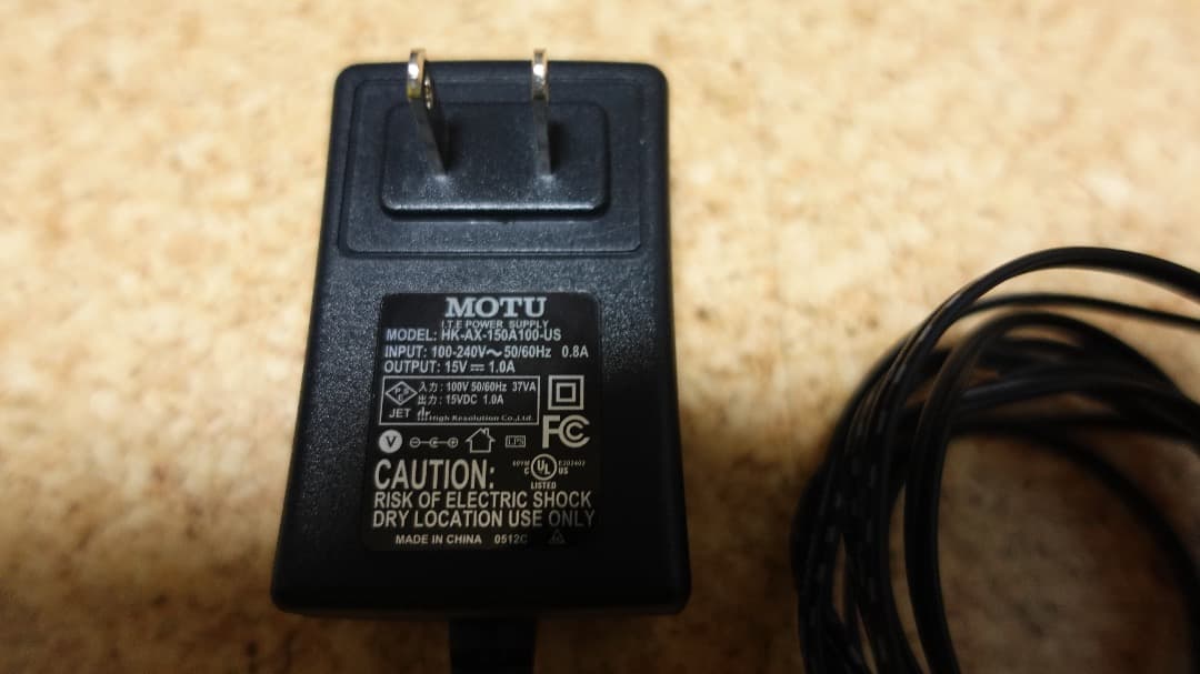 MOTU audio express オーディオインターフェース