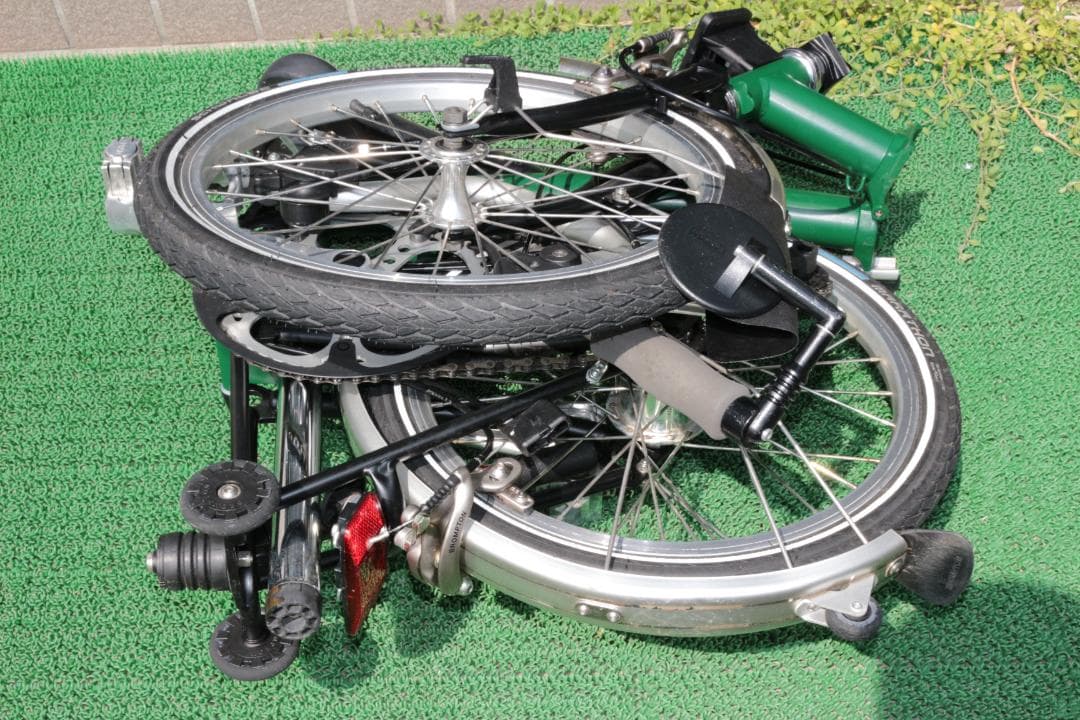 ブロンプトン　Brompton　イギリス製　モデルM　6速　シュワルベ・マラソン