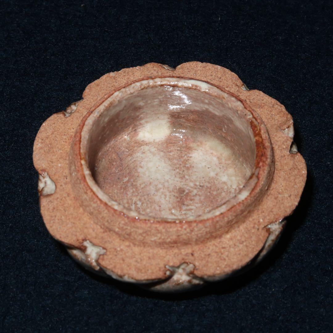 【茶道具】12代田原陶兵衛作　萩焼松毬香合