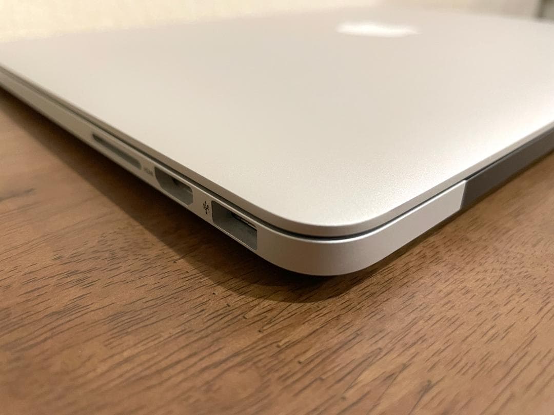 MacBook Pro 13\"　2015　i5　8GB　121GB　まずまず美品
