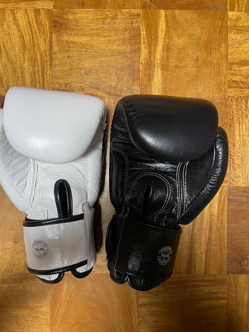 [値下げ]Fairtex BGV24 ボクシンググローブ 16oz