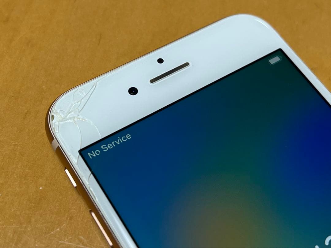 S*）様 iPhone8