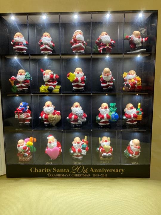 髙島屋限定品LEDアクリルケース付20周年　抽選物 チャリティーサンタ未開封物