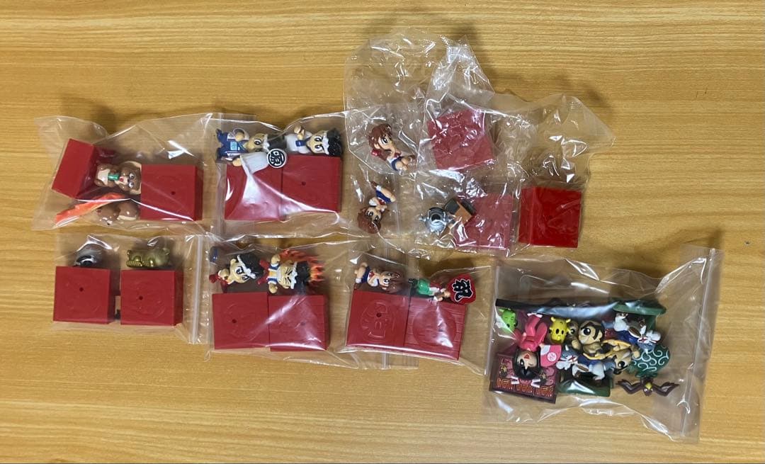 海物語・大工の源さん・モンスターハウス・吉宗　フィギュアセット　パチンコ・スロ