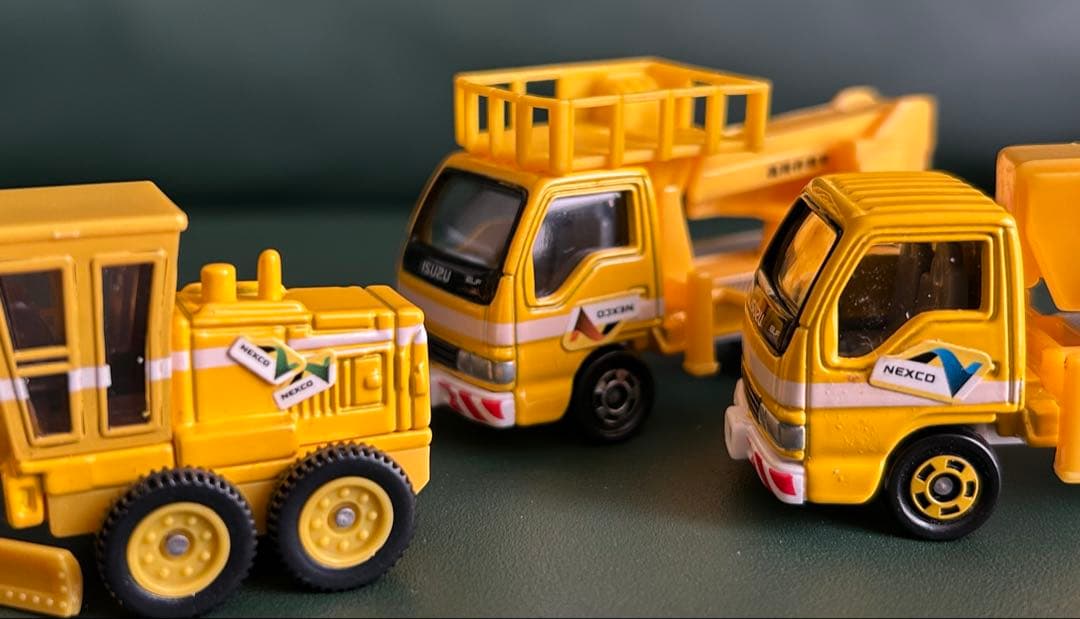 トミカ 高速道路NEXCO 5台セット