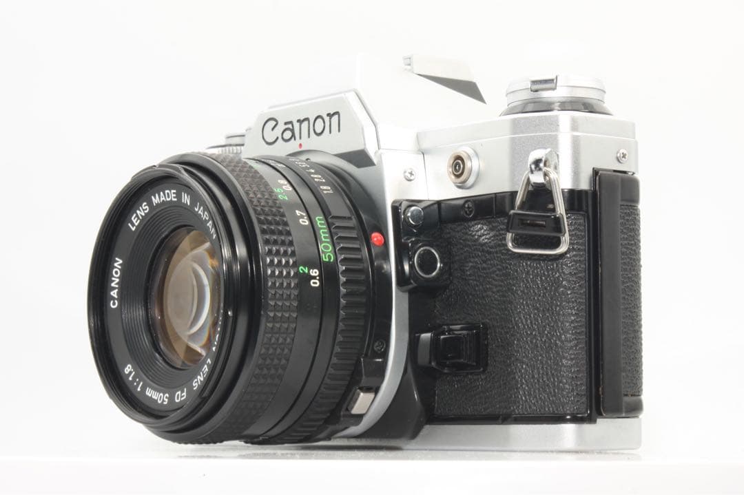 整備品　Canon AE-1 newFD 50mm f1.8 オールド一眼レフ