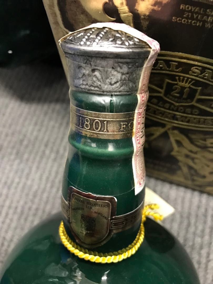 CHIVAS シーバス　 SALUTE ロイヤルサルート　21年