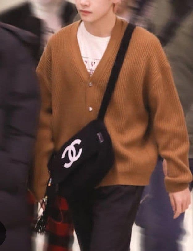 Yayoi Ebisawaショルダーバッグ ブラック ノベルティ