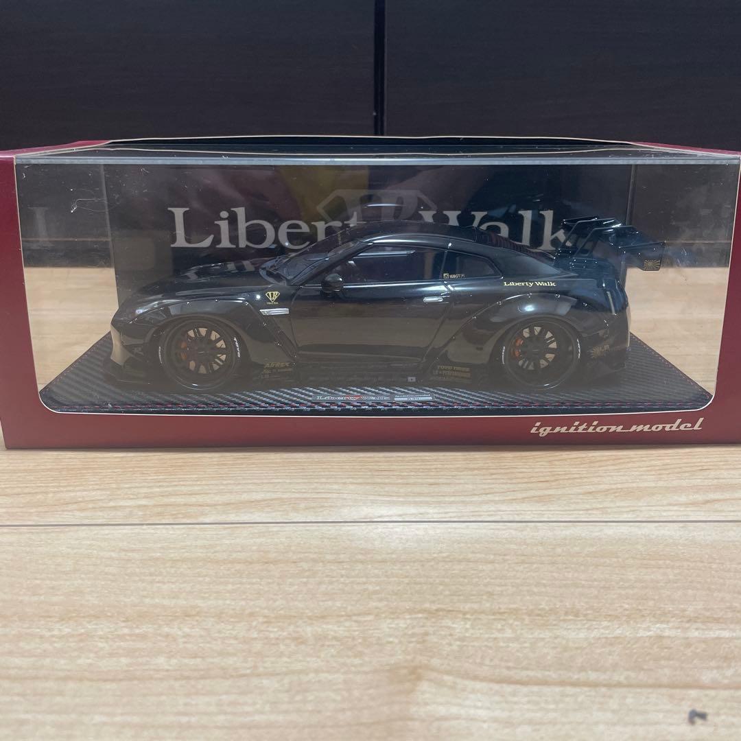 1/18LB-WORKSリバティーウォークGT-R(R35) Black