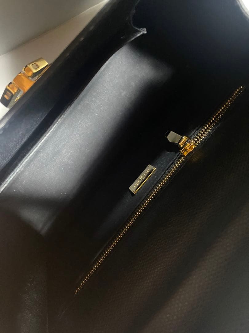 カルボッティ　ハンドバッグ