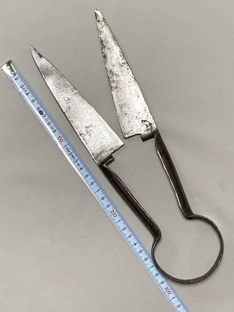 古道具　羊毛　毛刈りバサミ　特大ハサミ　鋏　ウール　羊　吊るされる羊の刻印