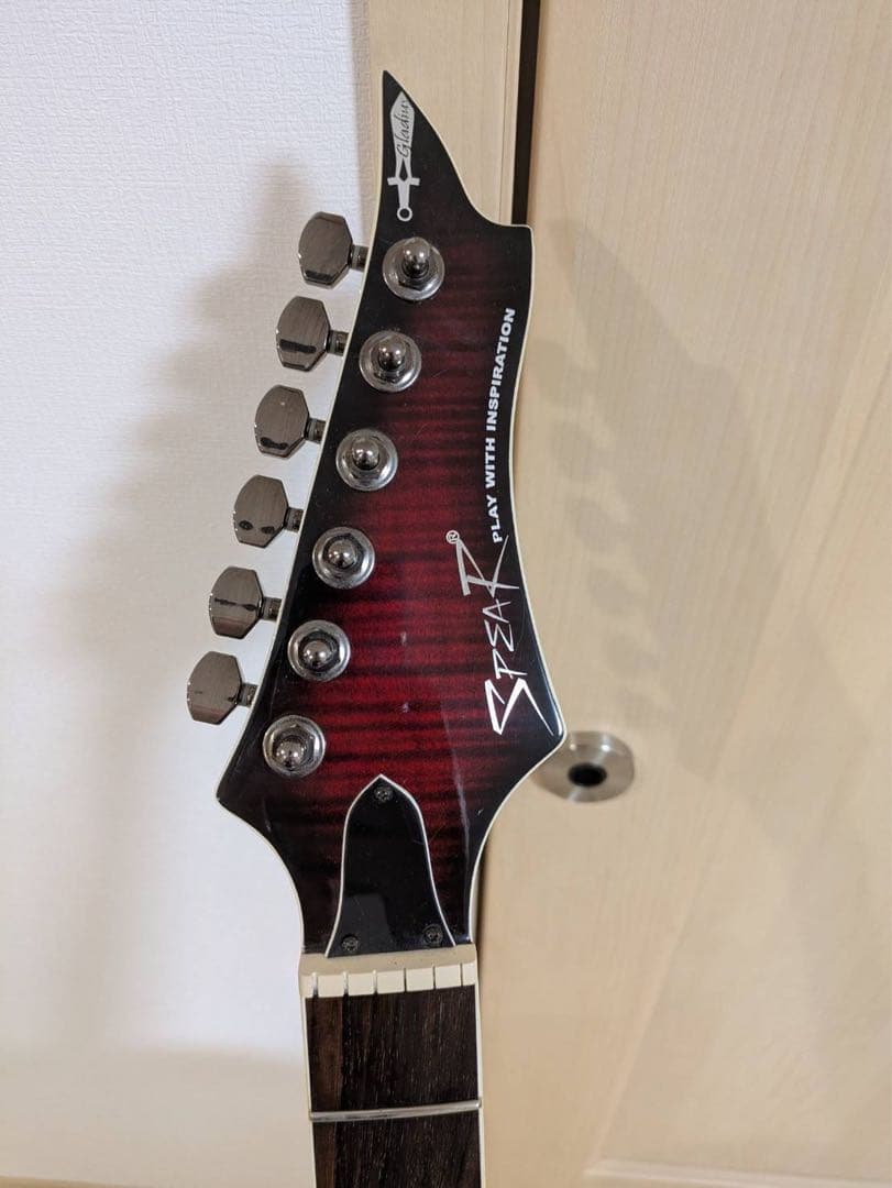 SPEAR/スピアー ギター