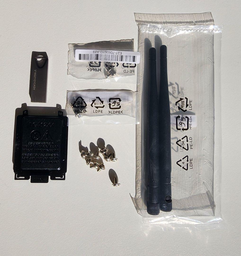 MAG Z590 TOMAHAWK WIFI マザーボード