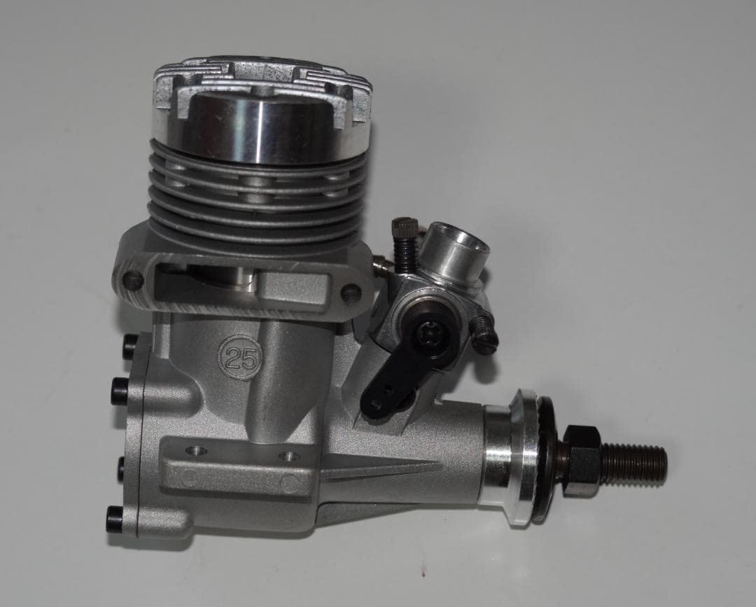O.S. MAX 25FP　エンジン　新品・未使用・美品