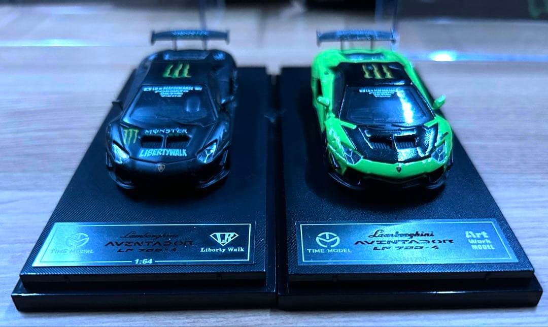 TIME MODEL ランボルギーニ・アヴェンタドールLP700-4 LBWK