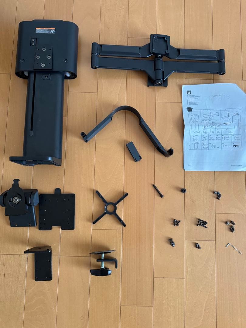 エルゴトロン　TRACEモニターマウント　モニターアーム