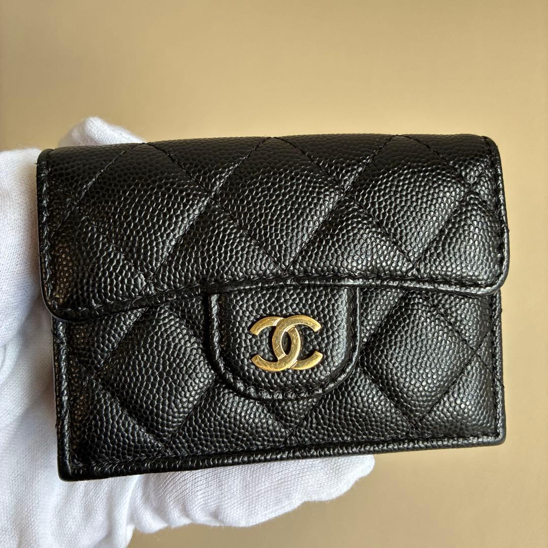 キッチン戦隊クックルン★CHANELシャネル三つ折り財布　キャビアスキン黒