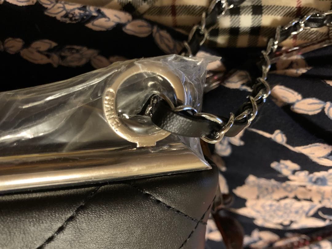 CHANELロゴ シャネルマーク ブラック ショルダーバッグ マトラッセ