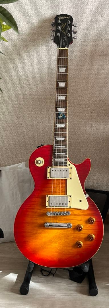 エピフォンレスポールクラシックby Gibson アンプ等おまけ付き　最終