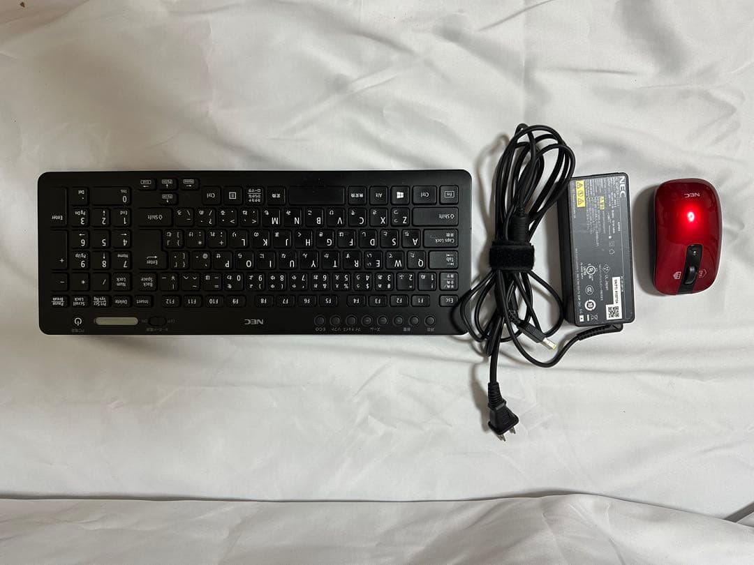 NEC一体型 DA770/DAR Core i7/8GB/BD/23型 パソコン