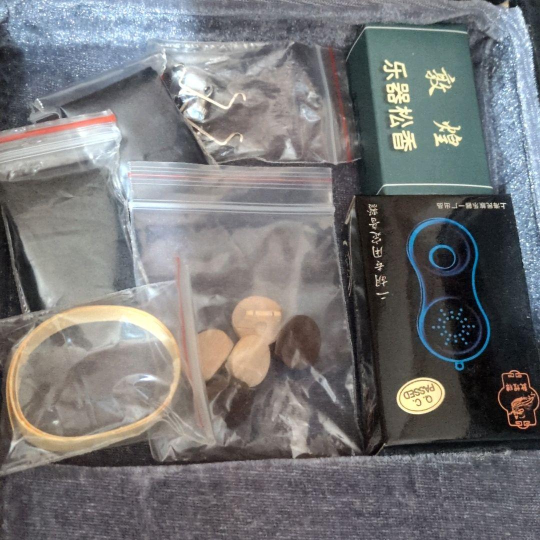 二胡 上海敦煌楽器 蛇皮 ハードケース付き上海民族楽器 中国伝統 弦楽器