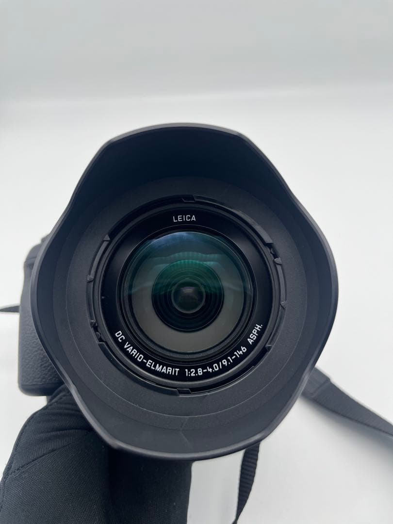 Panasonic DMC-FZ1000 4Kデジカメ 付属品充実