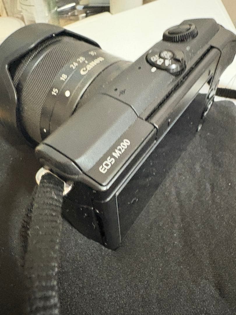 Canon EOS M200 デジタル一眼レフ