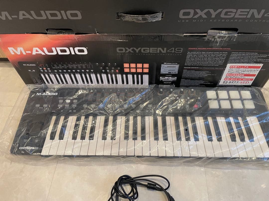M-AUDIO MIDIキーボード　OXYGEN 49