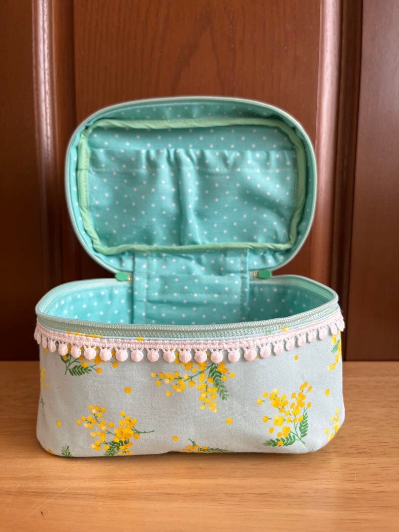 予約済み★専用ページ◆オーダー◆バニティポーチ◆M 143 、他4点