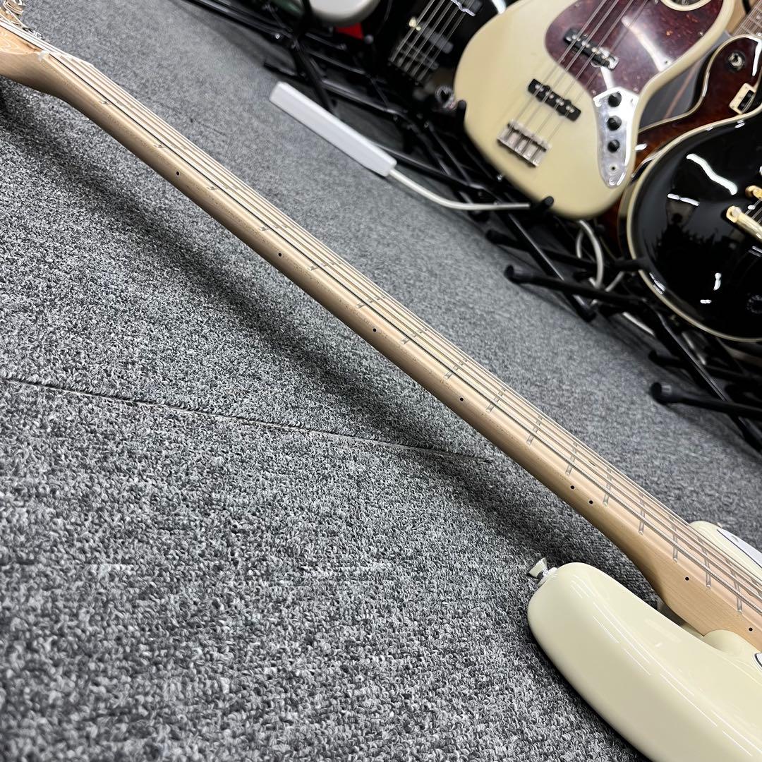【11171】 Squier Jass Bass V 5弦 ベース ホワイト