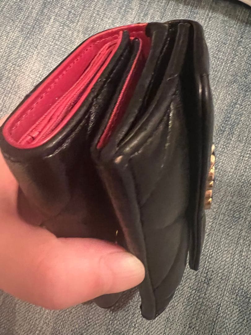 CHANEL マトラッセ スモールフラップウォレット 三つ折り CC ラムスキン