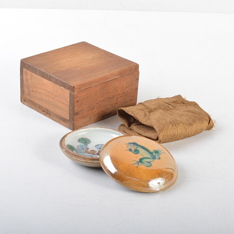 茶道具　九谷焼　蛙香合　時代箱　M　R4779