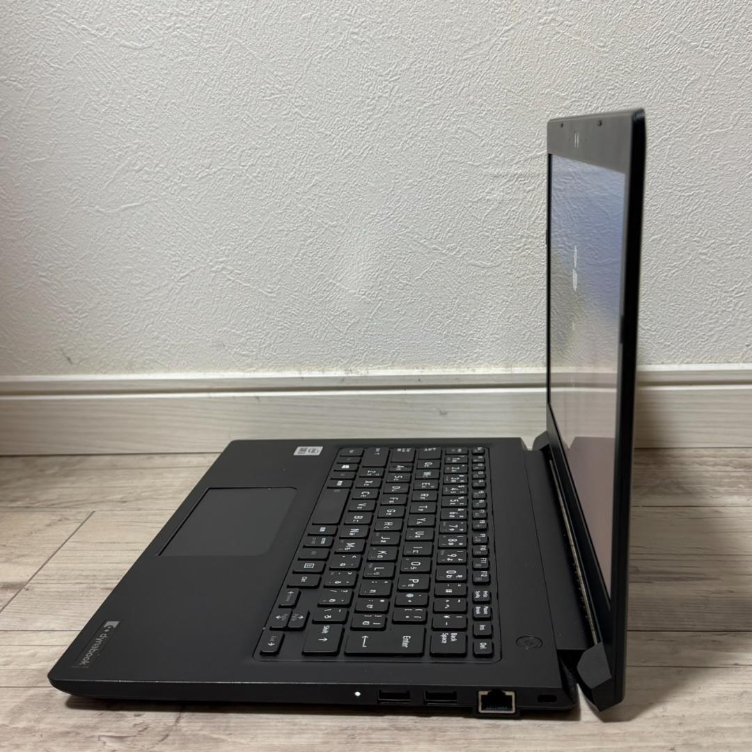 即戦力♬ dynabook R63DN Core i5 8GB SSD256GB