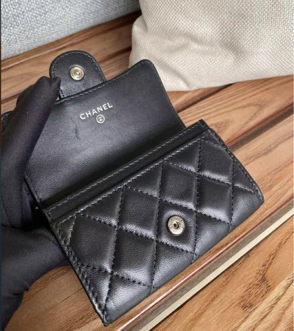 値下げしました！CHANELキャビアスキン 三つ折り財布 マトラッセ ブラック