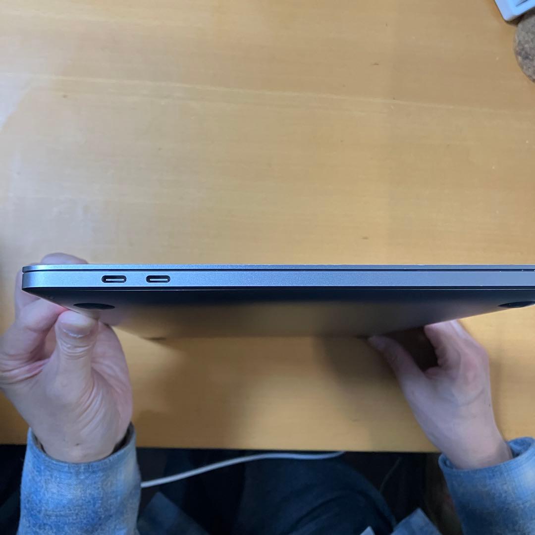 MacBook Pro 2020 intel 充放電186回 箱あり