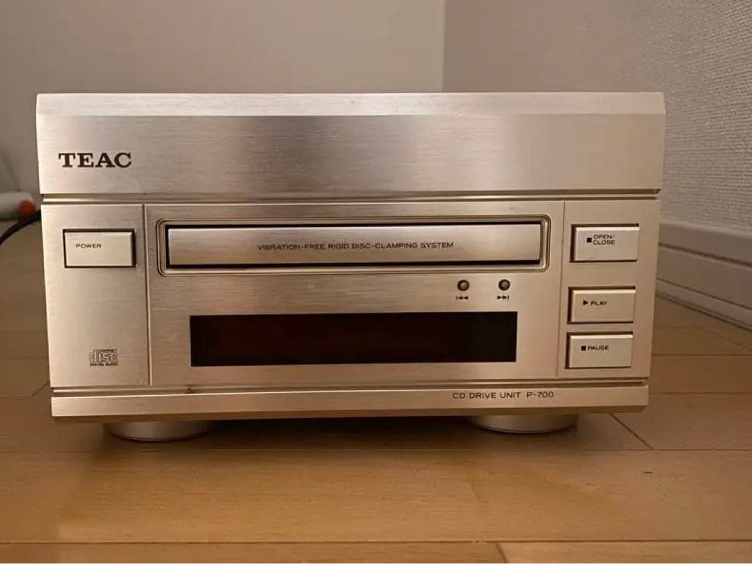 その他 TEAC CD DRIVE UNIT P-700