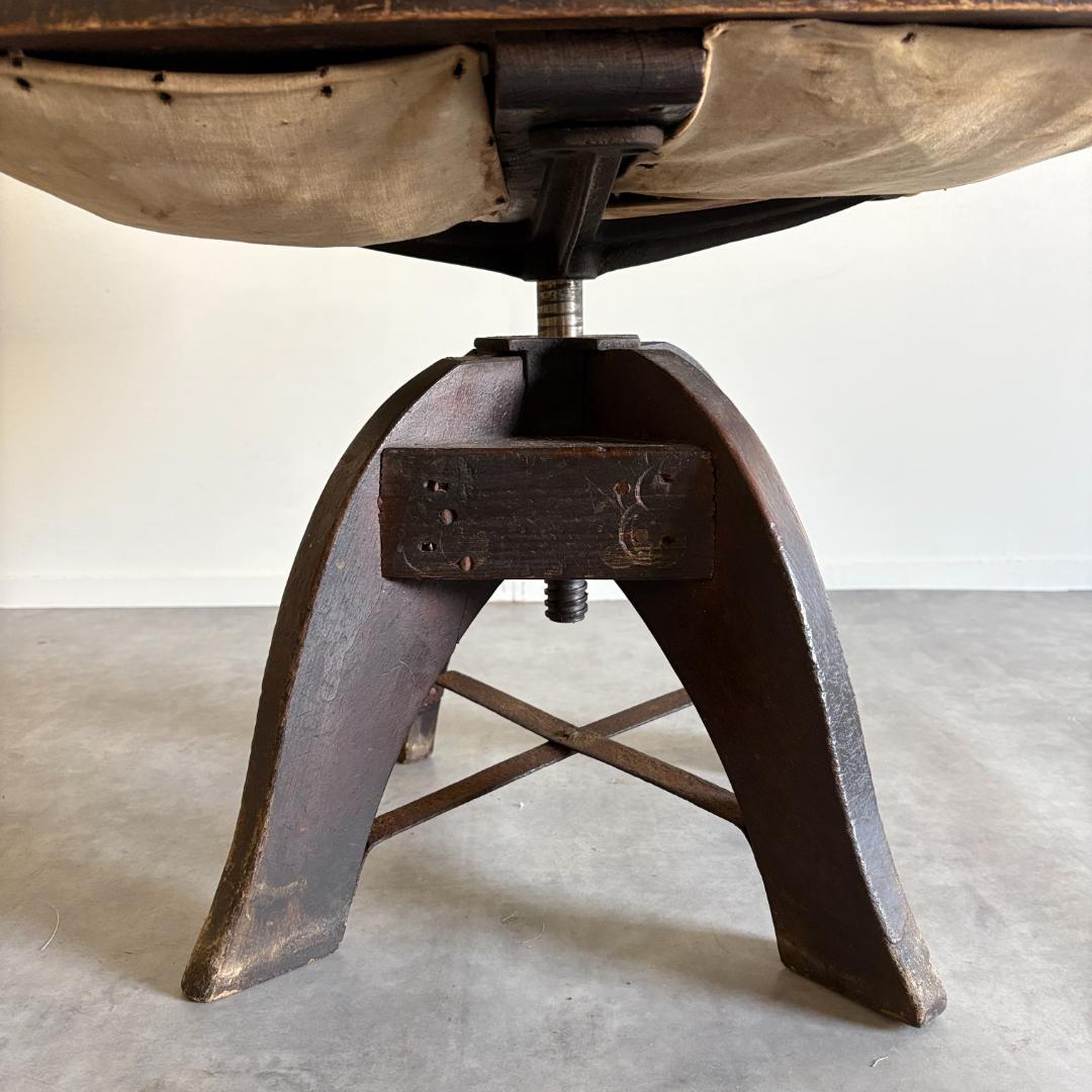 アンティーク　木製ドクターチェア　回転椅子