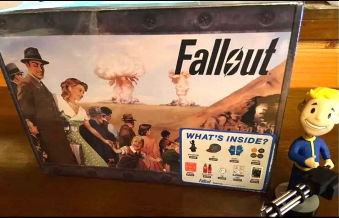 ハワイ直輸入 フォールアウト公式グッズFallout限定プレミアムアイテムBOX