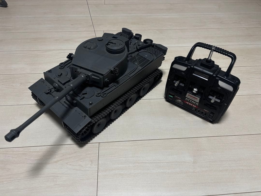 タミヤ　ラジコン・タイガーⅠ(初期型)1/16 完成品