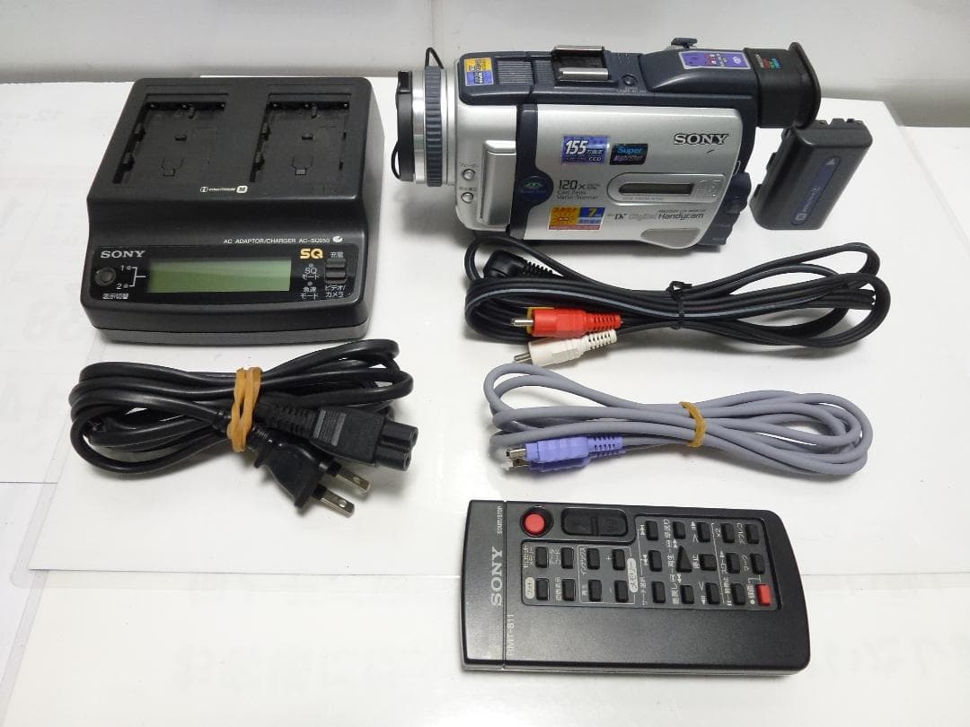 動作品 Mini DV　ソニーデジタルビデオカメラ　SONY DCR-TRV30