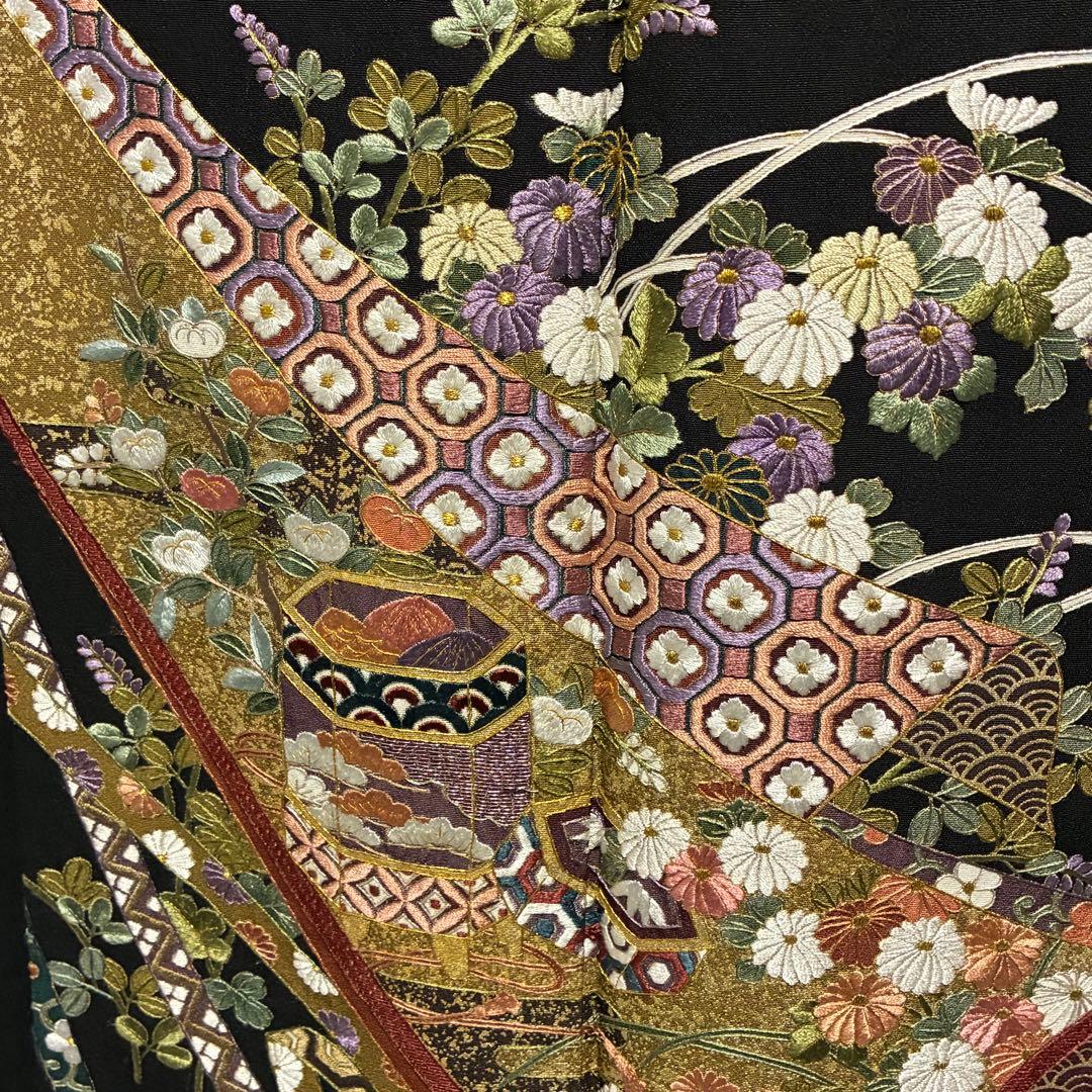 D68 黒留袖 総刺繍 慰斗紋 花模様 正絹 着物 袷 極美品