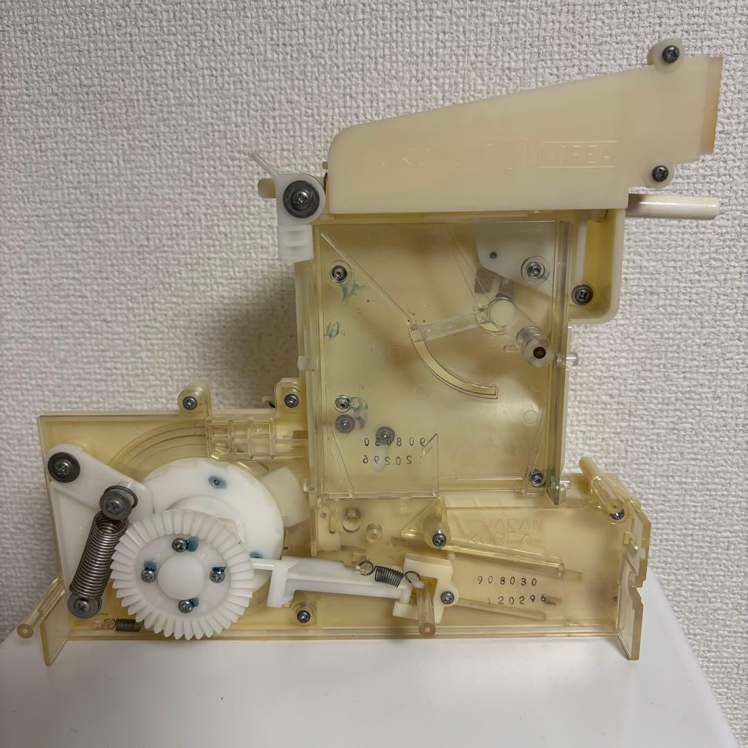 ガチャガチャ 本体 バンダイ カプセルステーション3 Ⅲ 鍵・取扱説明書付き