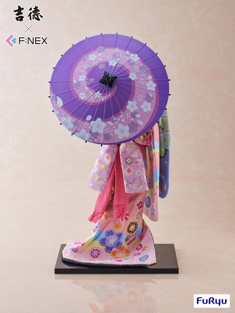 吉徳×F:NEX 忍野忍 -日本人形- 1/4スケールフィギュア