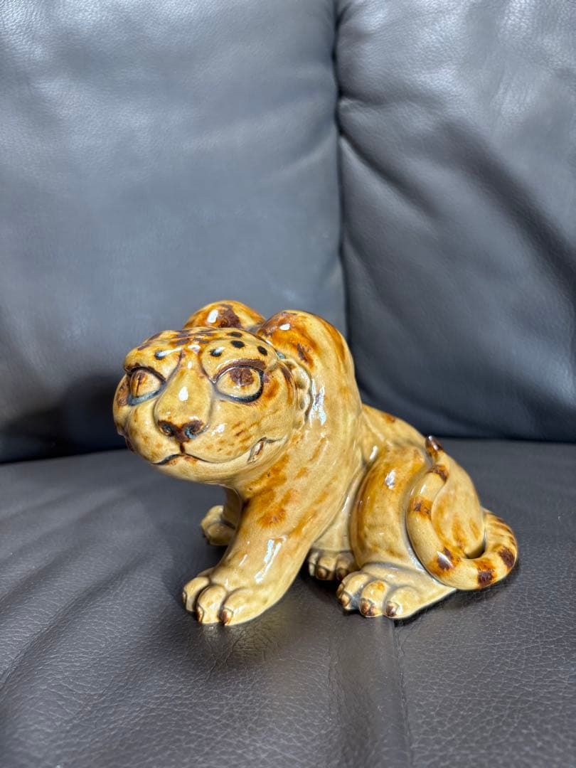 動物　置物