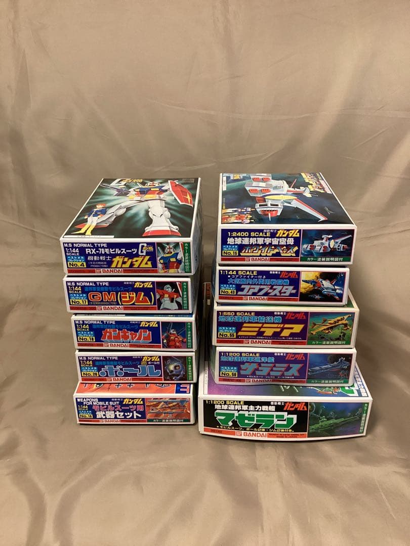 新品 赤バンダイ ガンダムプラモデル 旧キット ガンプラ 美品 10点セット