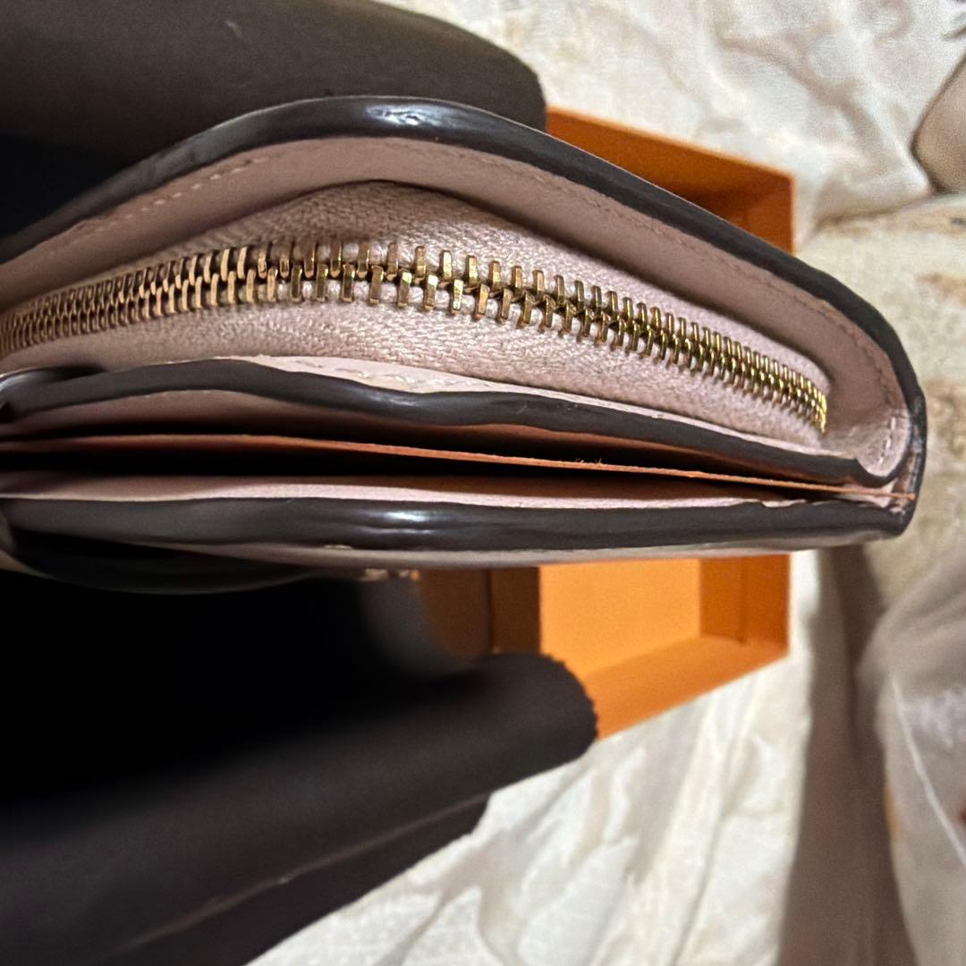 TOD'S 二つ折り財布 ライトピンク