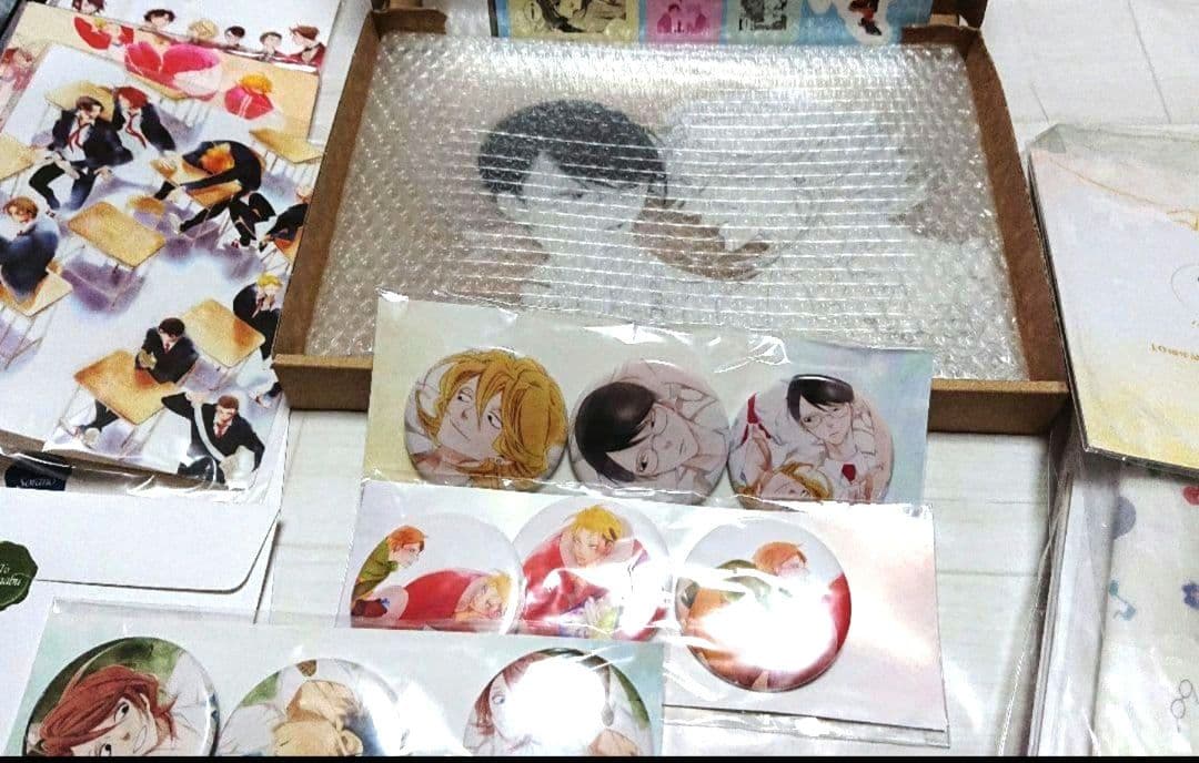 中村明日美子 とらくじ 缶バッジ他とらのあな 特典 B2アクリルボード 他