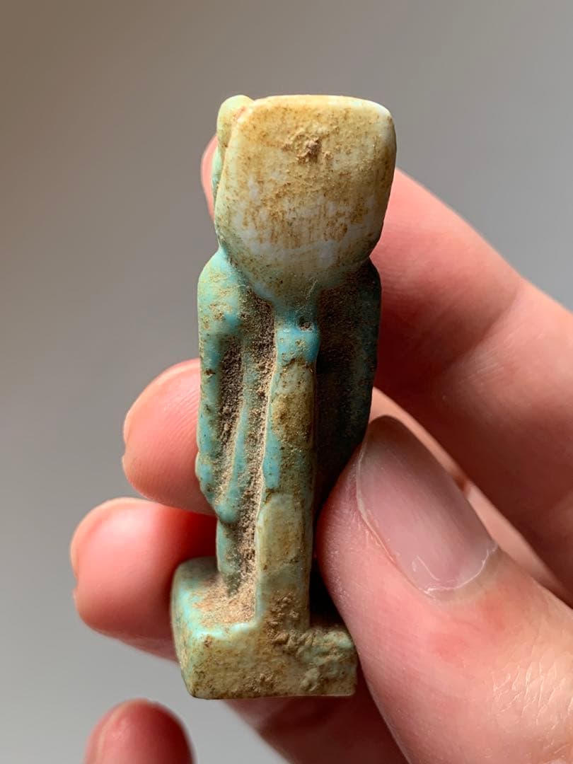 古代エジプト　副葬品　ファイアンス　ガンダーラ　ウシャブティ　出土　スカラベ印章