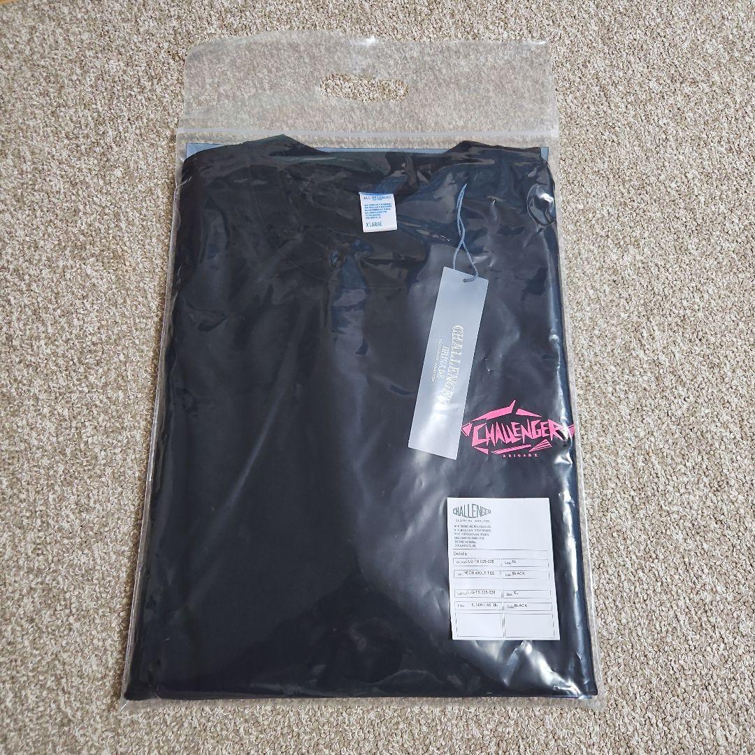 【CHALLENGER】NEON WOLF Tシャツ Black（XL）