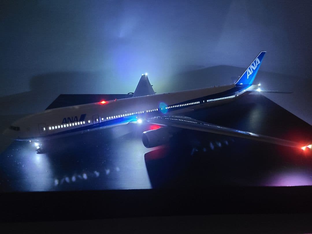 ANA Boeing 777-300 LED仕様 完成品